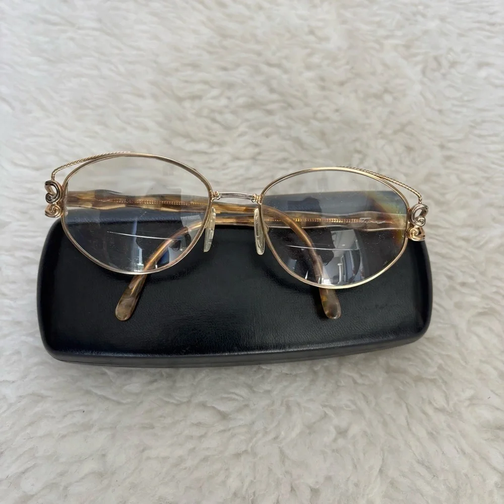 Tura Vintage Gold tone Eyeglasses Frame only w/ Case